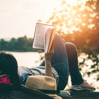 Antal Publikáció és Képzés